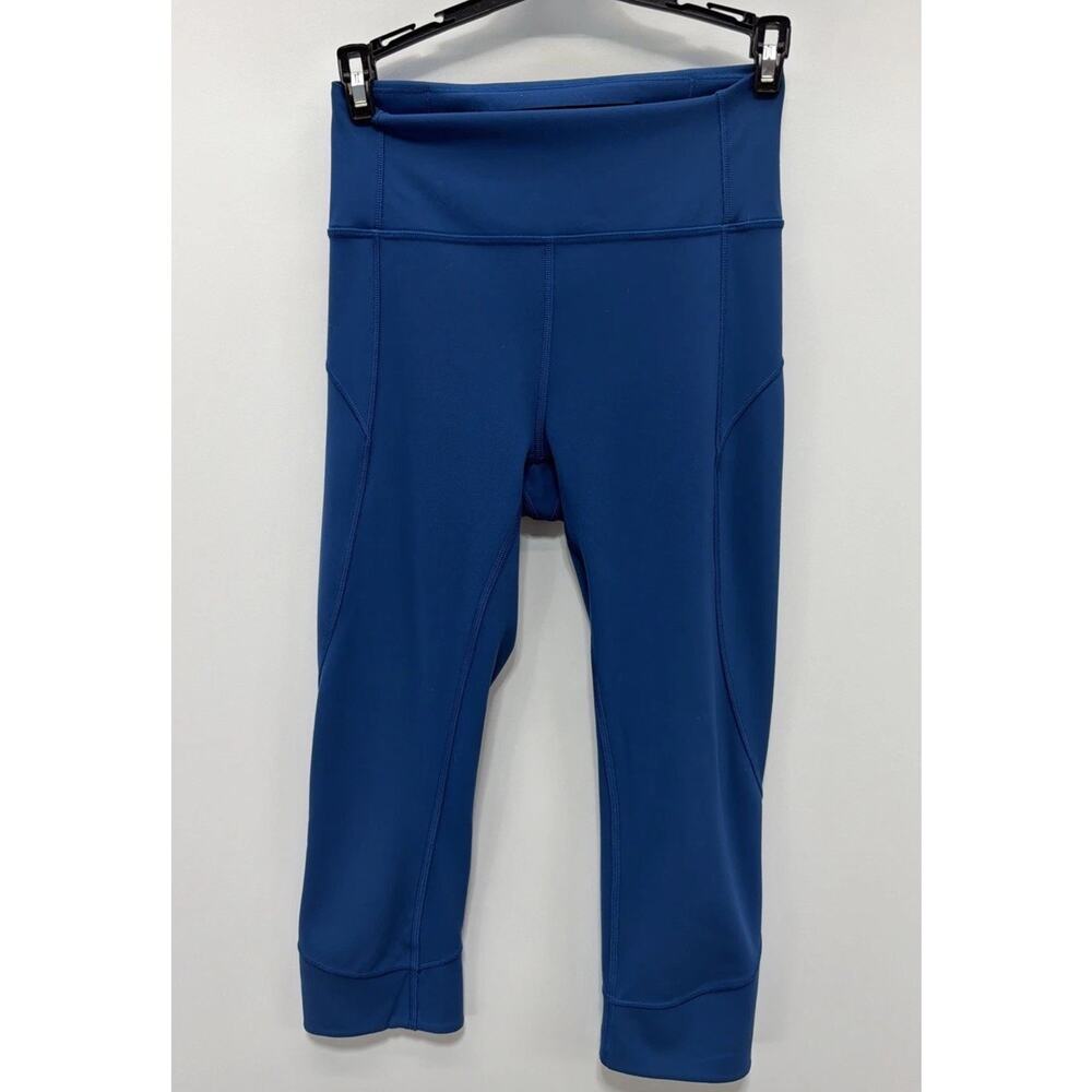 Lululemon In Movement Crop Everlux 19 Deep Marine size 4